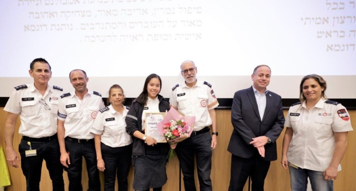מצטיינת התרמות הדם במד