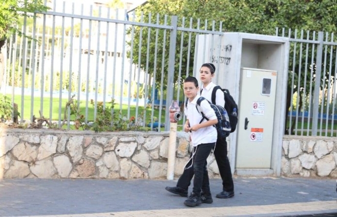 סיור ראש העיר במוסדות החינוך באשקלון בפתיחת שנת הלימודים. צילום: אלדד עובדיה | סיון מטודי