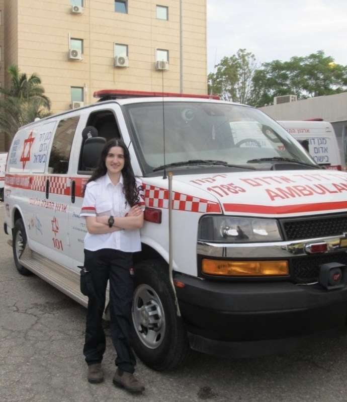 מיכל שמיס, מגישת עזרה ראשונה במד"א. צילום: דוברות מד"א