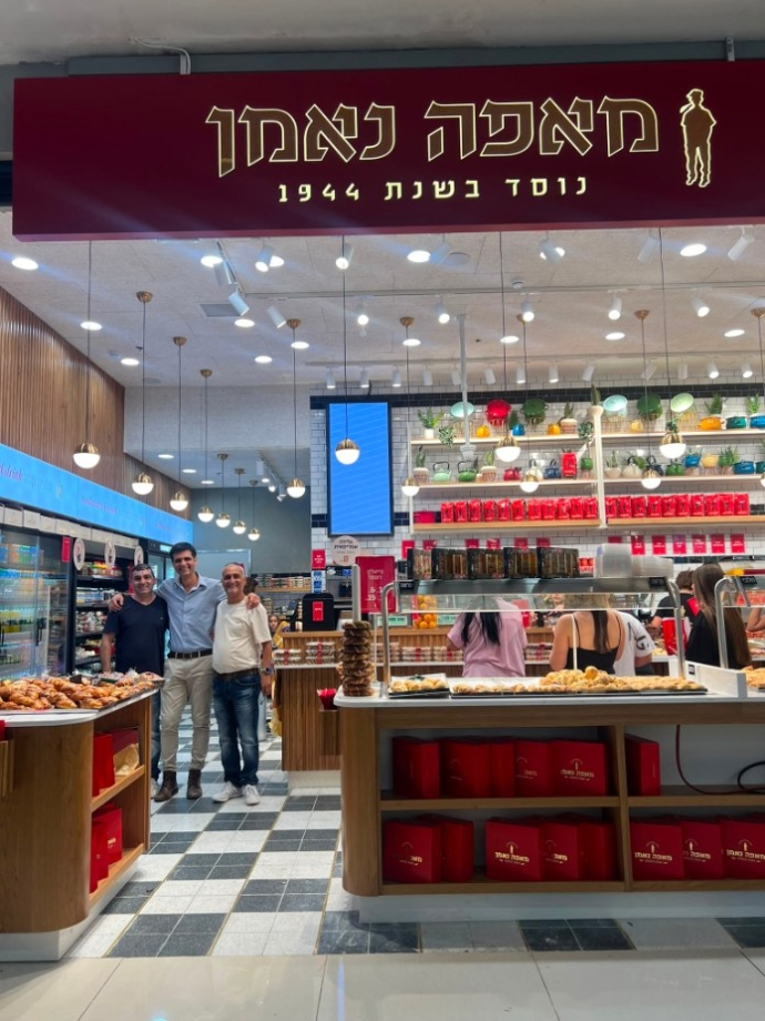 מימין: עופר נאמן, בן דבש ויניב רוחם. צילום: יח