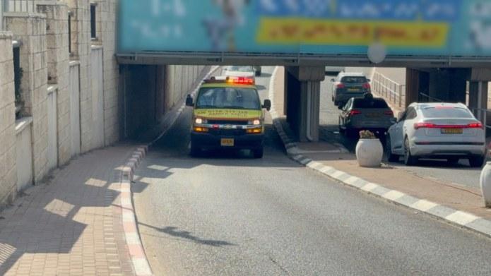 ניידת הטיפול הנמרץ החדשה של מד"א בעכו. צילום: דוברות מד"א