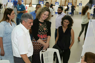 מאות השתתפו היום [ג'] באופקים ביריד התעסוקה האזורי, הראשון מתוך חמישה שיתקיימו בגליל ובנגב