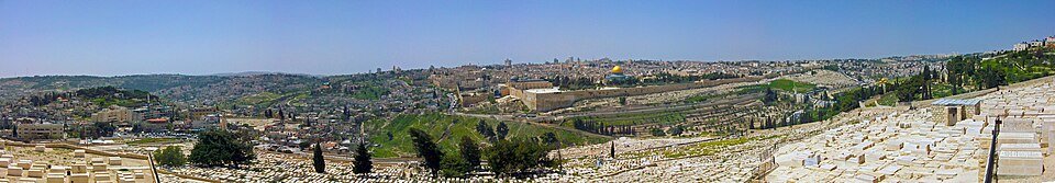 פנורמה של ירושלים במבט ממורדות הר הזיתים