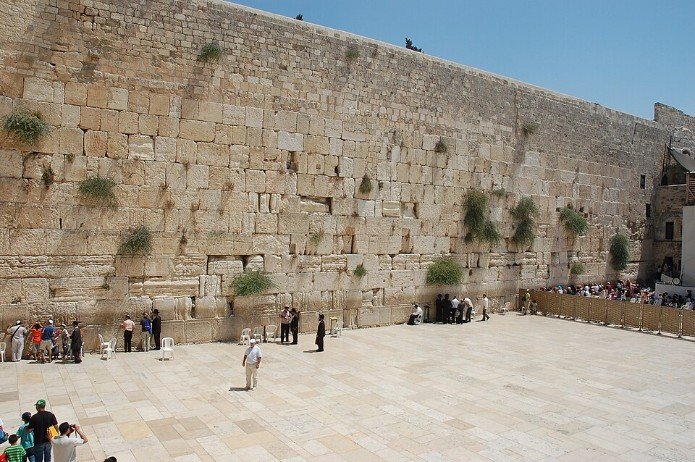 רחבת הכותל המערבי בירושלים. אילוסטרציה | צילום: David King / Wikimedia Commons