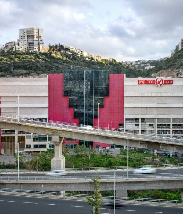 עופר גרנד קניון חיפה. צילום: אסף לוי