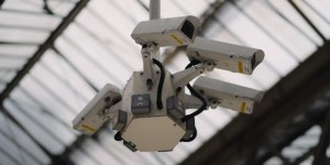 העיניים של העסק: למה מצלמות אבטחה הן הכרח?