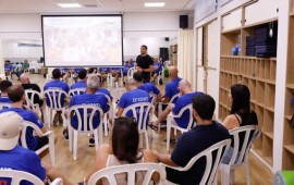 מאמני "החלוץ" נפגשו לכנס הפתיחה: כך מייצרים מרחב בטוח על המגרש כנס המאמנים הראשון של