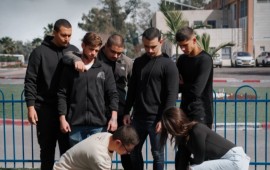"יחסי כוחות": סדרת מיקרו־דרמה חדשה על חרמות בקרב בני נוער מתוך סדרת המיקרו־דרמה