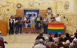 גאווה בבית הכנסת: בית הכנסת הרפורמי בתל אביב הניף את דגל הגאווה וקיים קבלת שבת שהוקדשה לחודש הגאווה ארוע שבת גאווה בבית דניאל. צילום: באדיבות בית דניאל