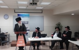 בני ברק: מרכז ''הקשיבה'' מספק הכוונה לתלמידי הישיבות הרב חנוך זייברט, ראש עיריית בני-ברק