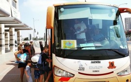 ימבוס - המיזם לתחבורה ציבורית בשבת בב''ש סוגר שנה ראשונה מיזם ימבוס, של אוטובוס מבאר שבע לים בשבתות, יסגור מחר בהצלחה מרשימה את השנה הראשונה להפעלתו. (תמונה מתוך דף הפייסבוק של ימבוס)