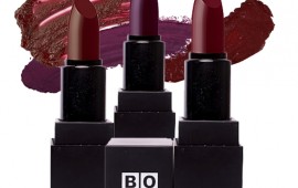 שלושה גווני מאט מצטרפים לסדרת שפתוני VIBE של המאפר בועז שטיין (צילום:אלון גנון)