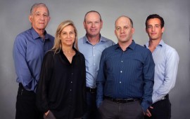 Israel Secondary Fund השלימה גיוס קרן שנייה בהיקף 100 מיליון דולר צוות Israel Secondary Fund - מימין לשמאל: ג'וש שיר, ניר לינצ'בסקי, דרור גלס, דנה בן-יוסף, שמואל שילה. צילום: אסנת קרסננסקי