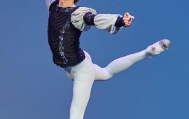 בכורה ישראלית מתיאטרון מרינסקי: מופע המחול "אשליות האהבה" עם הרקדן איגור קולב מופע 'אשליות האהבה'. צילום: יח