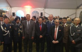 איוב קרא בירך את שגריר יפן קוג'י טומיטו לרגל יום ההולדת של קיסר יפן בית השגריר היפני בהרצליה, קוג'י טומיטו, קבלת פנים חגיגית לרגל יום ההולדת של קיסר יפן