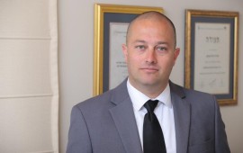 החלטה לא שגרתית בבית המשפט: זומנה אימו של המאהב להעיד נגדו עו