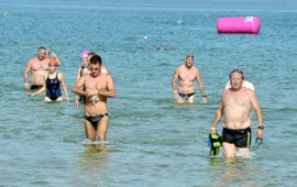 משחה ''שוחים מהלב - כף הכרמל'' התקיים הבוקר לאורך חופי חיפה משחה מים פתוחים בחיפה. צילום : צבי רוגר\עיריית חיפה