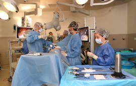 חיים תמורת חיים: רופאי רמב"ם בצעו השתלת כליה צולבת בנער ישראלי ובנער פלסטיני אחד מניתוחי ההשתלה הצולבת שהיו ברמב