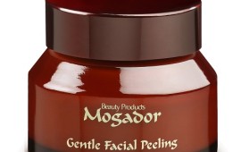 קרם פילינג אורגני עדין לניקוי יסודי של הפנים