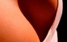 הגדלת חזה: עדיף דווקא לא בקיץ breastsmallin