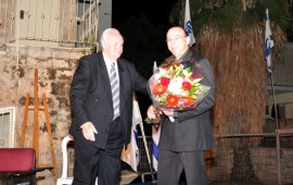 "אהבה ללא תנאי" - ספר חדש על חייו של צבי צימט מהגטו להקמת קרית אתא