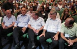 חמישה מפעלי תעשייה בצפון זכו באות התעשייה על מובילות חברתית וסביבתית 2013 alt