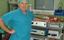 ניתוח חדשני: קושרים את פיקת הברך כמו שרוך drpeskin