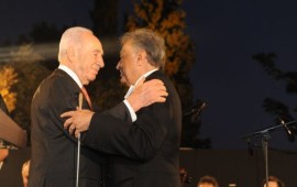 פרס הצדיע לזובין מהטה ו"נכנס" בנסראללה: "עדיין מסתתר בבונקר"