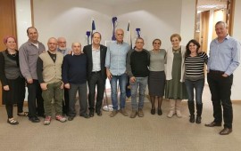 הגשת מועמדות לפרס ירושלים לאחדות ישראל 2018 הקרדיט לתמונה: דוברות פרס ירושלים בתמונה מימין לשמאל: בני גנץ רא