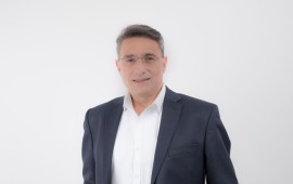 משה קונינסקי מקדם את הפיכתה של כרמיאל למרכז תיירותי ובניית מלונות בעיר משה קונינסקי. צילום-אלכס הובר