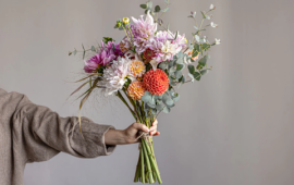 9 טיפים שיעזרו לזר שלכם להמשיך ללבלב קרדיט תמונה FREEPIK