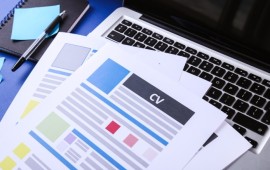 איך מתאימים את קורות החיים למשרות שונות? קרדיט תמונה FREEPIK