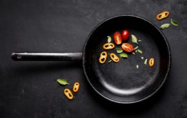 4 טיפים לבחירת מחבת איכותית קרדיט לתמונה Freepik