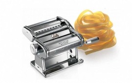 גאדג'ט שאתם חייבים במטבח מכונת פסטה