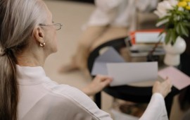 האם כדאי לעבור בין גורמים מתפעלים פנסיוניים?